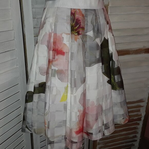 Ted Baker Skirt Double Lined - Picture 2 of 11